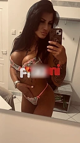Nati - Zürich VIP Escort Bayan