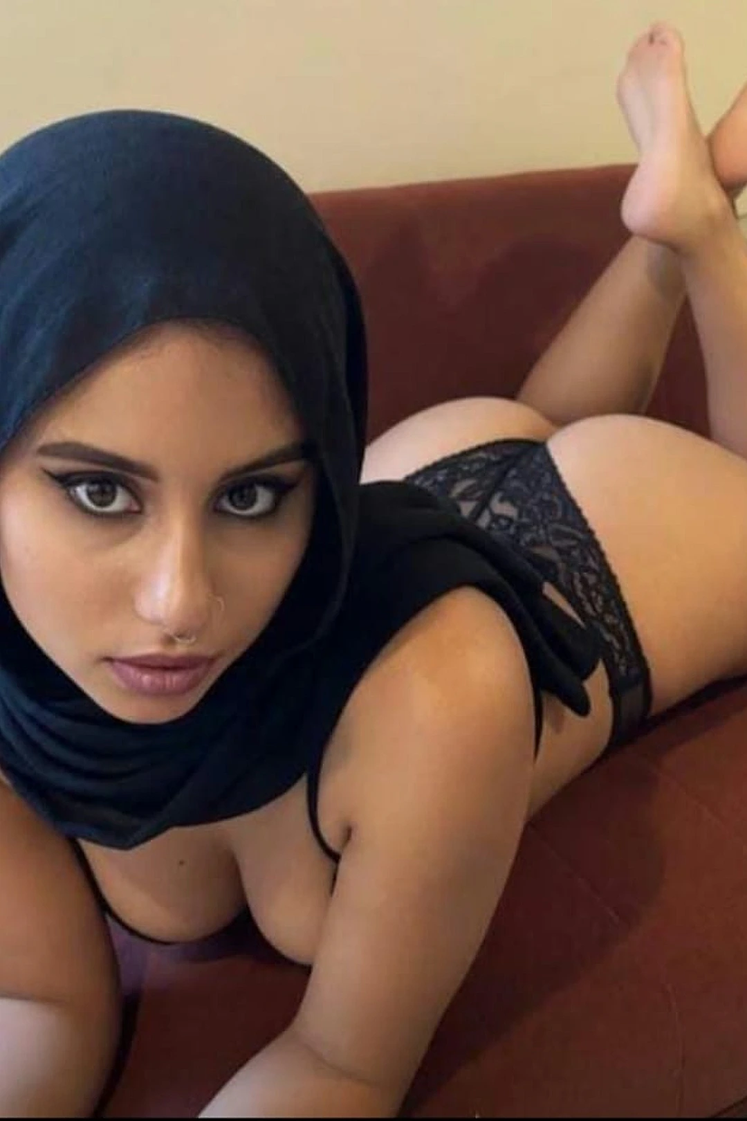 Lili - İstanbul VIP Escort Bayan