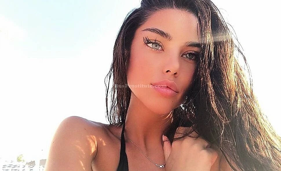 Olya - Moskova VIP Escort Bayan